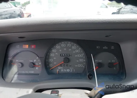 1999 Mercury Grand Marquis Gs from USA, damaged, VIN 2MEFM74W4XX712009